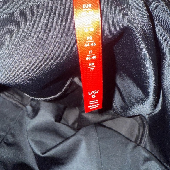 SPANX Black Shiny Pants - Picture 2 of 3